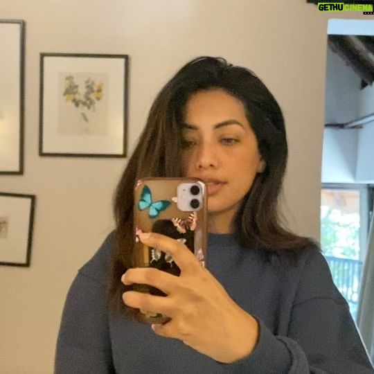 Riya Ray - 3 Likes - What an adventure!!! ❤️
.
.
.
P.S : if you are planning an African safari soon , please don’t think twice :)