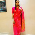 Riya Vishwanathan Instagram - Beautiful saree & blouse @sdduniqueboutique_97 #maha #sandakozhi #zeetamil . . . #saree #sareelover #post #picoftheday #instagood #favorite #traditional #maha #riyavishwanathan