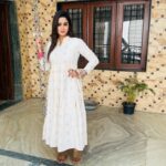 Riya Vishwanathan Instagram - Salwar @tada__store . . . Pc @niyazj_official . #picoftheday #newpost #maha #riyavishwanathan