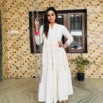 Riya Vishwanathan Instagram - Salwar @tada__store . . . Pc @niyazj_official . #picoftheday #newpost #maha #riyavishwanathan