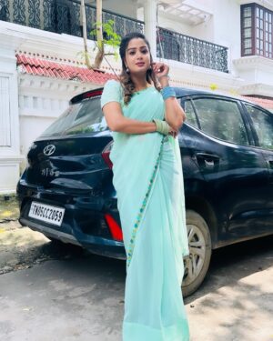 Riya Vishwanathan Instagram - Saree and blouse @sdduniqueboutique_97 
.
.
#pic #picoftheday #pose #shooting 
#sandakozhi #maha #zeetamil 
#riyavishwanathan
