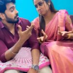 Riya Vishwanathan Instagram - Blooper at its max 😂 orey the fun during the break of the #sandakozhi shoot 🥰 @navin_kishore17 Anney . . Saree @pranatiboutique Stitching @sdduniqueboutique_97 Accessories @sruthis_jewellery . . #reels #reelsinstagram #reelitfeelit #reelkarofeelkaro #reelsvideo #reelsinsta #reelsviral #comedyreels #breaktime #funny #funnyus #brothersisterlove #bonding #shoot #sandakozhi #zeetamil #maha #riyavishwanathan