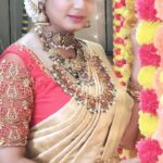 Riya Vishwanathan Instagram - Being maha ❤️ wedding scenes @sandakozhi @zeetamizh . . Saree @elampillai__saree_ Blouse @ve_kay_boutique Accessories @chennai_jazz . .video & editing courtesy @rajaelangovan_offi 🫂 Anney #saree #sareelover #sareelove #maha #sandakozhi #zeetamil