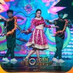 Riya Vishwanathan Instagram - Sakka Podu...!!✨🎉 Golden Moments Awards 2024 Part 1 - May 1 at 1 PM Part 2 - May 5 at 1.30 PM. #GoldenMomentsAwards2024 #Archana #RJVijay #Mahalakshmi #ZeeTamil
