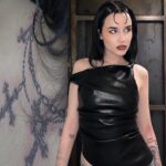 Rizha Instagram - 🧛🏻‍♀️ @finallypress @glassagencia @lacarrera40 @uggineurope @albion1879 @mango @bershka