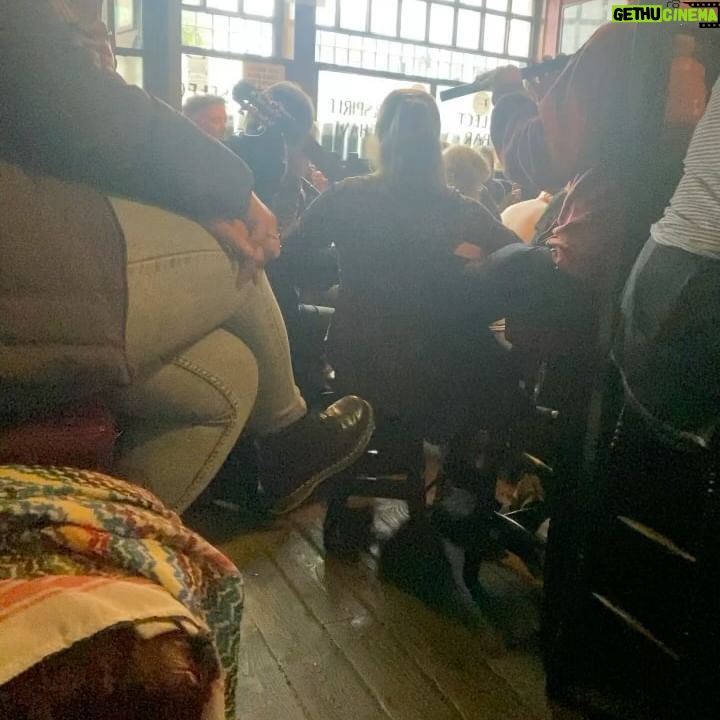Roan Curtis - 3 Likes - Dublin, you were perfect ✨ Thank you again @thegreendublin for having me and for absolutely spoiling me. It was a perfect stay ❤️
(pls disregard the insane claw absolutely gripping my phone in slide 1 I’ve got stupid little hands and can’t reach the button any other way lol)