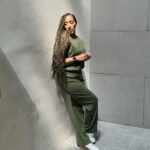 Robin Thede Instagram – What am I supposed to do?! When the light hits, it hits!