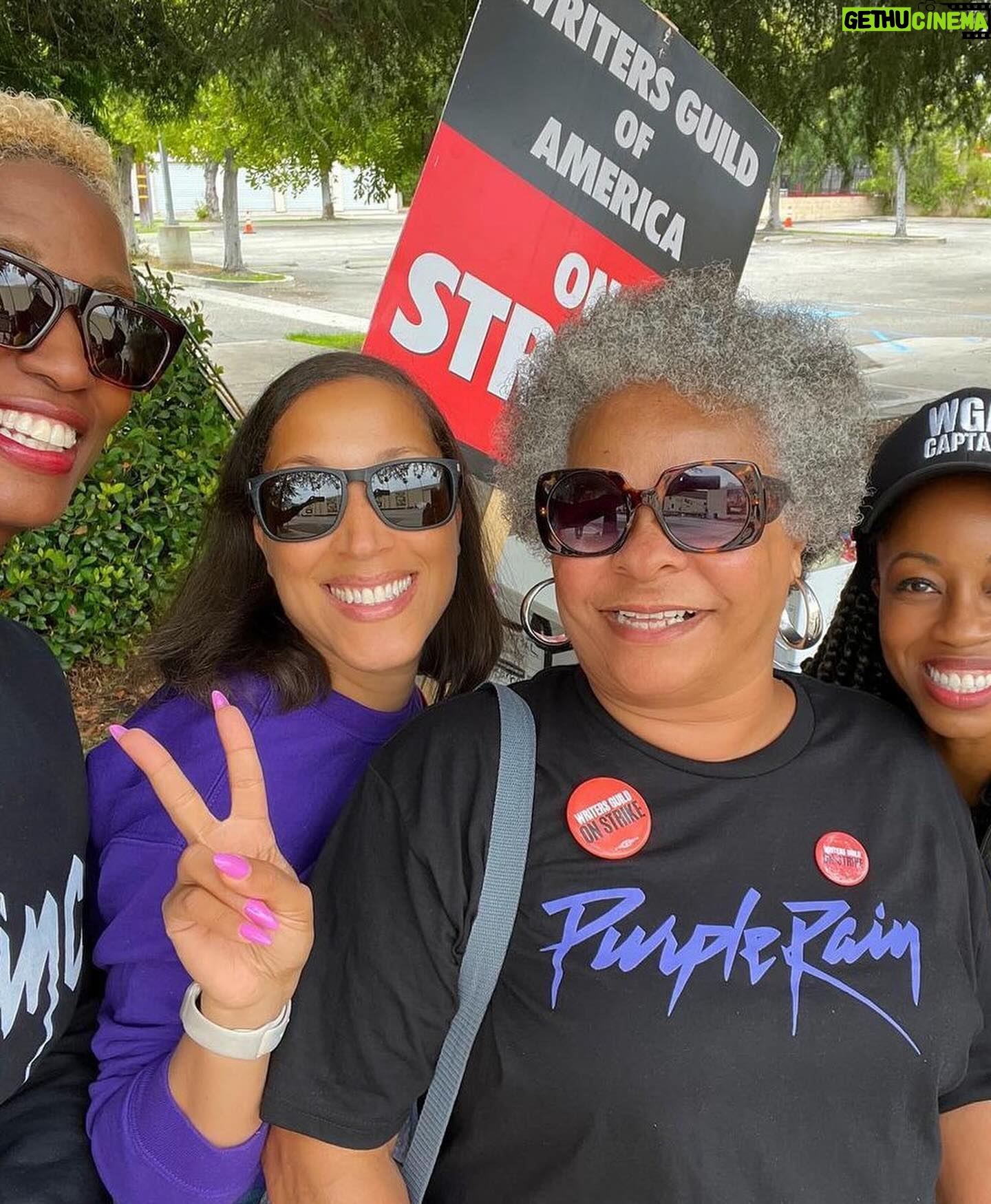 Robin Thede Instagram - I can’t believe it’s been a year. Sending strength to all my fellow union members! #FBF
