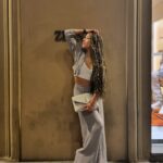 Robin Thede Instagram – my armpit smells even better in Italy 🇮🇹