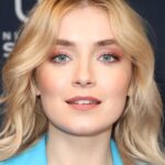 Robin Tunney Instagram – Happy birthday hot stuff! @sarahbolger if I weren’t such a secure old hag I wouldn’t be able to hang out with such a talented, smart, and beautiful young thing. Keep showing the world what you’ve got because my God you’ve got a lot .