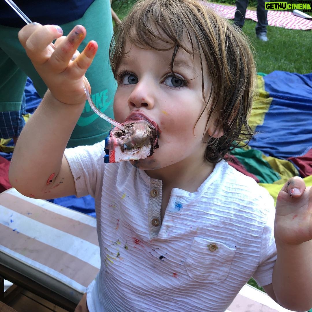 Robin Tunney Instagram - I don’t think anybody had a better weekend. Happy 3rd Birthday Oscar Marmet! You make everything better except maybe the mornings you decide to embrace the day at sunrise. We love you.