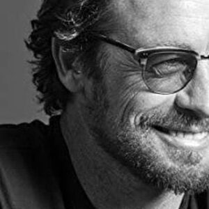 Robin Tunney Instagram - Happy 50th birthday Simon Baker! You tasteful, hilarious task master. Being in your presence makes everything and everyone better. I’m so lucky to have stood beside you.