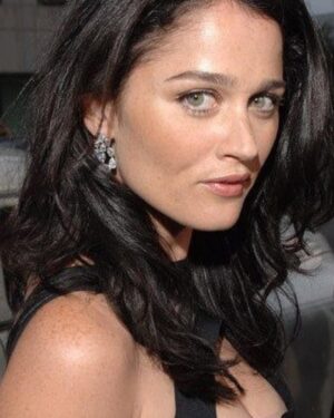 Robin Tunney Instagram - The night my boyfriend at the time told me I looked like a five thousand dollar a night hooker and meant it as the highest compliment.