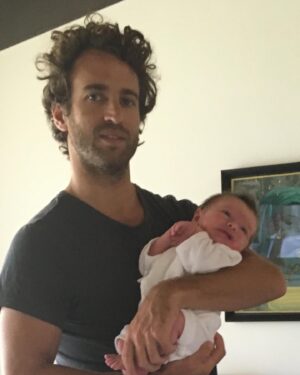 Robin Tunney Instagram - I happen to have children with the guy who’s referred to as the “hot dad” at the farmer’s market. . We love you and everything you do for us. You’re our rock. And you’re totally hot.