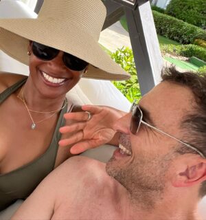 Robinne Lee Instagram - “I don't know about you
But I'm feeling 22
Everything will be alright if
You keep me next to you…”

22 years. And we’re just getting started. Happy Anniversary, my love. 
You. Me. Always. 

#14juillet2001 #Feeling22 

Lyrics by @taylorswift