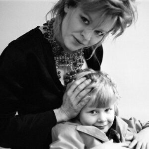 Robyn Instagram - Wishing my loving curious mamma a happy Mother’s Day. I love my mamma, she’s a badass and Im lucky to have her. 

Photo @nadiascapolifoto
