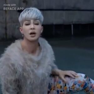 Robyn Instagram - You can digitally integrate yourself into my body and the Call Your Girlfriend video via @reface__app. The internet is a strange place sometimes lol Here’s @theonlydetox having a go, don’t miss our instagram live TOMORROW woop woop! #BodyTalk10 

Link in bio