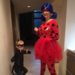 Robyn Brown Instagram - Be a deer and have a Happy Halloween! #ilovebeingamom #halloween2018 #kidfun #pumpkincarving #adorable #ilovethemsomuch