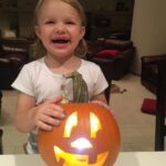 Robyn Brown Instagram - Be a deer and have a Happy Halloween! #ilovebeingamom #halloween2018 #kidfun #pumpkincarving #adorable #ilovethemsomuch
