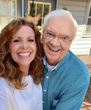 Robyn Lively Instagram - This is my daddy. He was light and sunshine and one of the funniest people I’ve ever known. I was hardly around him and not laughing. He brought joy to everyone he knew. I was fortunate to have had 2 wonderful fathers. I miss them both so much. This part of life actually sucks. But my heartache serves to remind me that I loved and was loved deeply… and that’s what I will hang on to. The sweet memories I will cherish forever. 💔❤️‍🩹