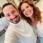 Robyn Lively Instagram - In the midst of actual greatness! Someone pinch me! @cedricgrolet the @leomessi of pastry chefs 😍What an absolute HONOR to watch you create this masterpiece with my sister! I humbly crowned myself the honorary “taster” for the day🤤 Grateful for the @bettybuzz to wash it down with! #bestdayever ♥️
