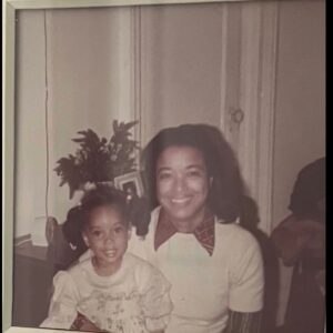 Rochelle Aytes Instagram - Happy Heavenly Birthday Mommy!! Can’t believe it’s 7 years already. ❤️❤️🙏🏽🙏🏽