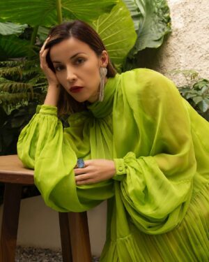 Rocío Verdejo Instagram - Fotografía: @_kbocanegra
MUAH: @ren.rgz
Stylist: @luisapena.mx 
Vestido, Carlos Pineda @steponfashion anillo @resurrexionanillos 
Locación: @octaviacasa.mx
PR: @_boknegra_