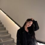 Roh Ji-sun Instagram - 쉬는 날에는 열심히 돌아다니기🏃🏻‍♀️🏃🏻‍♀️