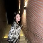 Roh Ji-sun Instagram - 겨울에도 가디건이 좋아🧶🧵🧦