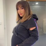 Rojin Instagram - 8 Adare li hemu jinan kedkar pîroz be min xest Îro bi du caniya xwe , pîrozbahiya roja jinan bikim ji bergo çîrokamin, çiroka hemu jinaye, min gellek dıxest zarokek min çebıbe u isal bu heviyamın ewe go hemu jinen dıxwazin bibin dayik 🌹🙏ji ber sedemen taybet min nexwest parvekim ducaniya xwe ,bes ez dikarim bejim zehmettirin,xwestirin, bi wate tirin heste hevidarim hemu kes bibe xwedi zarok bibheviya xwesi u gesi 🌹🌹🌹💃💕💕💕♥️♥️♥️♥️🌹🌹🌹♥️♥️♥️♥️🌹🌹♥️ 8 Mart dunya Emekci kadinlar gunumuz kutlu olsun,bugun gebelik haberimle kutlamak istedim cunku hikayelerimiz, butun kadinlarin hikayesi, ve o kadar cok istiyordum ki cocugumun olmasini, ve bu yila nasipmis dilerim ki butun cocuk sahibi olmak isteyenler bu dilegine kavussun 🌹🌹🌹♥️♥️♥️♥️♥️ozel nedenlerden dolayi paylasmak istemedim ama dunyanin en guzel en agir ,en zor, en anlamli en farkli duygusu herkese nasip olsun 🌹🌹🌹♥️