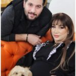 Rojin Instagram - 8 Adare li hemu jinan kedkar pîroz be min xest Îro bi du caniya xwe , pîrozbahiya roja jinan bikim ji bergo çîrokamin, çiroka hemu jinaye, min gellek dıxest zarokek min çebıbe u isal bu heviyamın ewe go hemu jinen dıxwazin bibin dayik 🌹🙏ji ber sedemen taybet min nexwest parvekim ducaniya xwe ,bes ez dikarim bejim zehmettirin,xwestirin, bi wate tirin heste hevidarim hemu kes bibe xwedi zarok bibheviya xwesi u gesi 🌹🌹🌹💃💕💕💕♥️♥️♥️♥️🌹🌹🌹♥️♥️♥️♥️🌹🌹♥️ 8 Mart dunya Emekci kadinlar gunumuz kutlu olsun,bugun gebelik haberimle kutlamak istedim cunku hikayelerimiz, butun kadinlarin hikayesi, ve o kadar cok istiyordum ki cocugumun olmasini, ve bu yila nasipmis dilerim ki butun cocuk sahibi olmak isteyenler bu dilegine kavussun 🌹🌹🌹♥️♥️♥️♥️♥️ozel nedenlerden dolayi paylasmak istemedim ama dunyanin en guzel en agir ,en zor, en anlamli en farkli duygusu herkese nasip olsun 🌹🌹🌹♥️