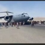 Rojin Instagram - VASIFSIZ İNSANLARIN ULKEME GELMESİNİ TABİİKİ İSTEMİYORUM STORYMDE BU AFGANISTAM DAN ÇIKMAK İSTEYEN İNSANLARI VE BU GORUNTUYU PAYLASINCA YUZLERCE MESAJ ALDIM ANLAMAK ANLAŞILMAK EMPATİ KURMAK SADECE LAF MI SİZ OLSANIZ NE YAPARDINIZ ????KACMASIN SAVAŞSIN DİYE YAZIYORSUNUZ !!!YAHU DEVLET TESLİM OLMUŞ SİVİL NE YAPSIN ORDUSUYLA ASKERI İLE !!!! DUNYANIN BUTUN KADINLARI AYAĞA KALKMALİ UYUYAMIYORUM EZİDİ KIZLARIM GELDİ AKLIMA İNSANLIKTAN VİCDANDAN BAHSEDEN HERKESİ AFGANİSTANDAKİ KADINLAR İÇİN EYLEME DAVET EDIYORUM !!!!! ON DAKİKA GÖZUNUZU KAPATIN SİZİ HEDİYE VERİYORLAR SAKALLI BİR PİSLİĞE LUTFEN LUTFEN ANLAMAK HİSSETMEK EMPATİ EMPATİ ÜZERİNE BİRAZ DAHA DÜŞÜNELİM ,BİZİM BAŞIMIZADA GELEBİLİR, SES SES SES O İŞYERİNE GİDEMEYEN KADIN İÇİN TECAVUZE UĞRAYAN ÇOCUK YAŞTA ,KIZLAR İÇİN IRKI CİNSİ MİLLET KAVMİ ÖNEMLİ DEĞİL !!!!#afganistan#kadınaşiddetehayır ##kadın #kadınörgütleri #insanlık #woman #womanunderattack #vahşet #taliban # KURTLER İSIDI KOVABILDI ULKESINDEN ŞÖYLE YADA BÖYLE AFGANİSTAN DA YAŞAYANLAR DA İNSAN HEPİMİZ AYNI GEMIDEYİZ LUTFEN @gulserenonanc @fusundemirel@vedayurtsever @nesebaykent @zuhalolvay@tilbesaran @hellyluv @emelarmutcu @armagancaglayancom @elifaktug @armanayse