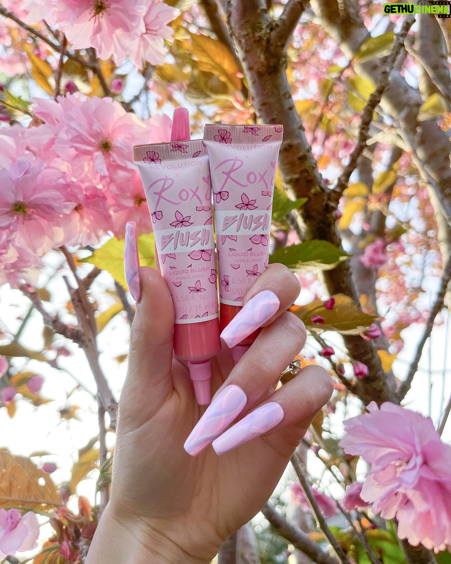 Roksana Janiszewska Instagram - If you’re obsessed with pink you will love the Roxi x @makeuprevolution Cherry Blossom Collection 🌸 swipe across to see the swatches 😍 #makeup #makeuprevolution #revolutionxroxi
