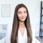 Roksana Janiszewska Instagram - Oh hai there! 🥰 just swinging by to say I’ve just posted a video showing you guys 4 cute and easy hairstyles for summer! Go give it a watch! I’d really appreciate it 😌🎀