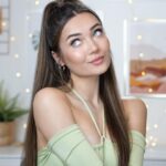 Roksana Janiszewska Instagram - How are you guys!? I’ve missed you!! Have you seen my latest video? I posted a spring PLT haul so if you’re in need for some cute outfit ideas go give it a watch! Love you guys! 🌸