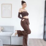 Roksana Janiszewska Instagram - New PLT spring clothing haul was hitting different 👌🏻 loving these light pastels for spring 2023! What are some fashion trends you guys are enjoying lately?