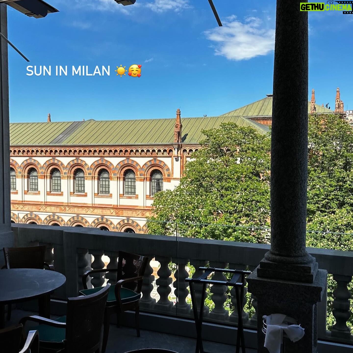 Romina Pierdomenico Instagram - Lately ☀️🎧🍷🍝🌇