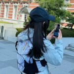 Ron Monroe Instagram - 《ロンノアウトドア日記》 東京山手線ハイキング 人生で初めて45キロ以上歩いた、まるでフルマラソンの距離だった、私にとっては挑戦だった。 今回のコースは、日本でとても有名な電車路線であるJR山手線を巡るものです！距離はおよそ40キロから50キロで、30の駅を通ります！ 普段は電車で2〜3分しかかからない距離が、歩いてみると意外にも大変でした！朝から夜まで歩き続け、各駅で異なる雰囲気を感じることができました。これは日本や東京をよく理解する良いチャンスでした！とても楽しかったです^_^ @salomon_japan #山の手線チャレンジ #ハイキング #日本の風景 #アウトドア #シティーウォーク #citywalk #salomonsportstyle