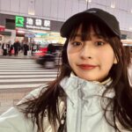 Ron Monroe Instagram - 《ロンノアウトドア日記》 東京山手線ハイキング 人生で初めて45キロ以上歩いた、まるでフルマラソンの距離だった、私にとっては挑戦だった。 今回のコースは、日本でとても有名な電車路線であるJR山手線を巡るものです！距離はおよそ40キロから50キロで、30の駅を通ります！ 普段は電車で2〜3分しかかからない距離が、歩いてみると意外にも大変でした！朝から夜まで歩き続け、各駅で異なる雰囲気を感じることができました。これは日本や東京をよく理解する良いチャンスでした！とても楽しかったです^_^ @salomon_japan #山の手線チャレンジ #ハイキング #日本の風景 #アウトドア #シティーウォーク #citywalk #salomonsportstyle