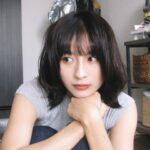 Ron Monroe Instagram - 引っ越し後の整理は本当に時間がかかりますね。 もう引っ越してから10日が経ちましたが、まだ片付けが終わっていません！ 毎日、断捨離に取り組んでいます。 これからは買い物をするときにはよく三思而后行！