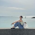 Ron Monroe Instagram - OKINAWA🏝️ #沖縄 ネックネス @starjewelry_press オーバーオール @nikoand_official メガネ&サングラス @zoff_eyewear