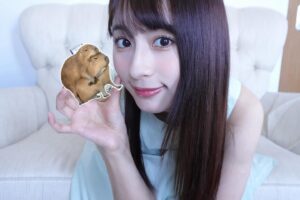 Ron Monroe Instagram - 6キロ痩せた後、なんと目が大きくなりましたwwww
开心咯～

#ダイエット成功