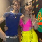 Rosa López Instagram - Anoche eeessste ser de luz @xavibochino me invitó a cerrar su concierto y final de gira, con una versión del Europe’s living a celebration ⚡️⚡️⚡️⚡️⚡️⚡️⚡️⚡️ de la manita de Andres, sus músicos y artistazos que le acompañan. Así como Gato, que ha sido un descubrimiento total, y Mariana, colombiana y asturiana de adopción WEEEE!!!🙌🏻🙌🏻🙌🏻🙌🏻 Entre tanta juventud os juro que estaba tan nerviosa… que pensaba que esta nueva generación no sabría que Europe’s existe!! 😅🙌🏻 Gracias por esta experiencia ❤️‍🔥 Que subidón que después de 23 añitos pueda volver a disfrutar tanto entre gente tan bonita #Lavida