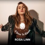 Rosa Linn Instagram - #ItGoesTo11 🎸 Being a night owl who often perfects her craft late into the evening, singer/songwriter #RosaLinn needed a guitar that would still sound good even when played quietly to avoid disturbing her neighbors. When @gibsonguitar contacted her to gift a guitar, she chose an acoustic with a side sound hole that allows her to hear the instrument perfectly, even when played softly.