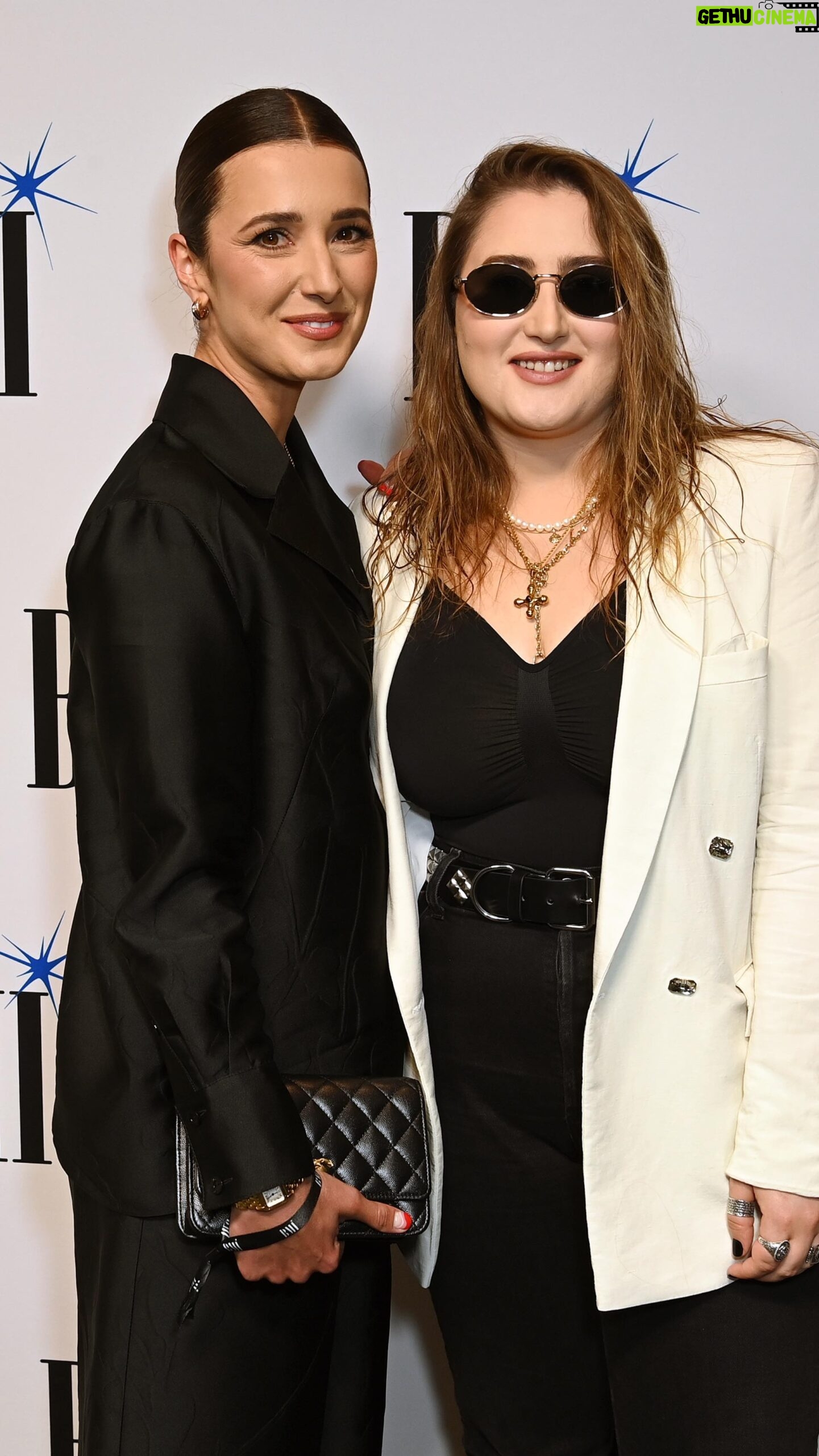 Rosa Linn Instagram - Congratulations @rosalinnmusic and @tamarkaprelian!!! #BMIPopAwards