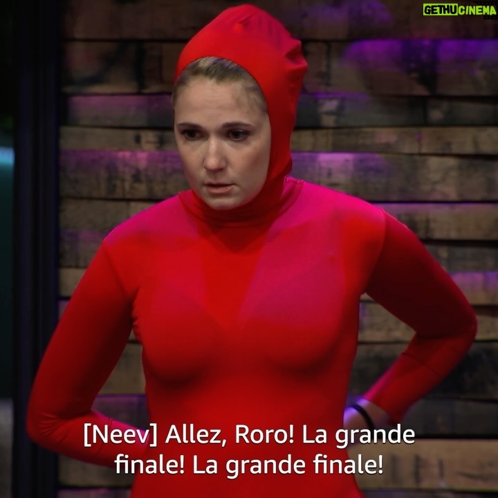 Rosalie Vaillancourt Instagram - Ce soir grande finale de LOL sur @alloprimevideo Tellement de plaisir à essayer de faire rire mes collègues