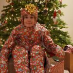 Rosalie Vaillancourt Instagram - Vous pouvez m’offrir en cadeau de Noël! Mais acheter mes billets serait plus simple. P.S destiné à mon chum: je suis pognée en dessous d’un sapin à Candiac, si possible de venir me chercher. Lien dans la bio pour des billets
