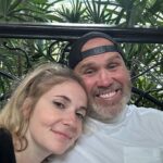 Rosalie Vaillancourt Instagram – Il y a deux mois, je partais pour @smditva . J’y allais parce que je me disais que c’était comme un camp de vacances pour adulte mais où je suis payée. Finalement, ça a été l’aventure d’une vie. Je suis encore traumatisée mais tellement heureuse de cette aventure. Et j’en sors avec un nouveau best friend @davemorissette36 . On se parle tous les jours et c’est une des plus belles amitiés que j’ai eue à ce jour. Merci tellement à l’équipe pour ce tournage inoubliable et effrayant. Hâte que vous voyez à quel point je suis chochotte.