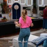 Rosalie Vaillancourt Instagram - L’affaire que je veux refaire sur mon corps 😳 Les trois premiers épisodes de LOL sont disponibles sur @alloprimevideo