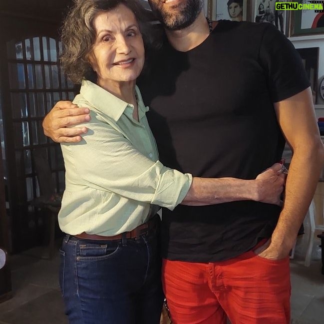Rosamaria Murtinho Instagram - Com o diretor da minha próxima peça PERDOA-ME POR ME TRAIRES de Nelson Rodrigues, o talentoso Marcelo Portes